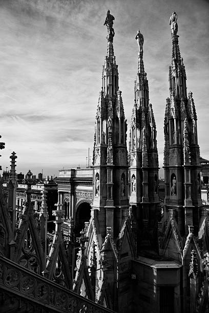 istock Milan the Dome - Architetture 117472812