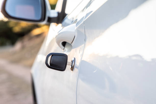 istock Close-up key on the car door 1174734196
