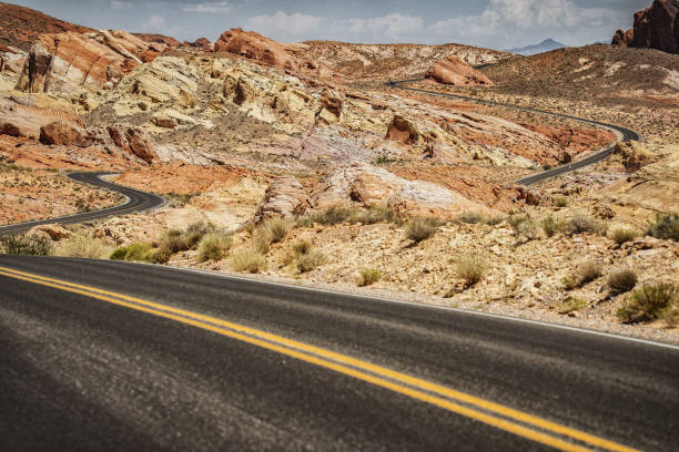 istock Valley of fire winding roads 1174781836