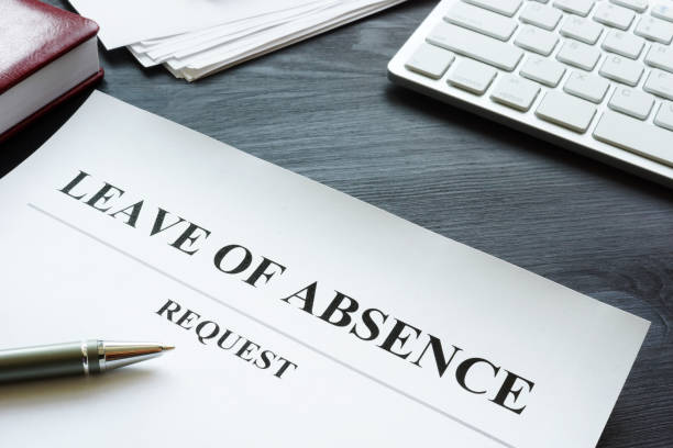 leave of absence request on the table. - ausência imagens e fotografias de stock