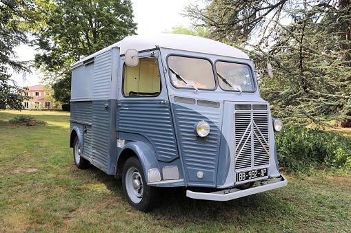 Citroën Tube HY - Color Gray - Year 1962 - Utility van type - Exhibition of vintage vehicles \
