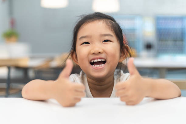 Cute Girl Thumb up