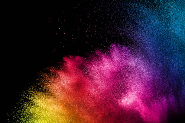 bunte hintergrund von pastellpulver. mehrfarbige staubspritzer auf schwarzem hintergrund. bemalte holi. - rainbow smoke colors abstract stock-fotos und bilder