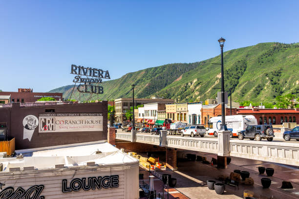 arquitectura da cidade histórica da baixa opinião de ângulo elevado - university of colorado - fotografias e filmes do acervo