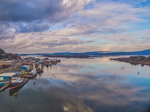 antena coos bay, oregon - bay zdjęcia i obrazy z banku zdjęć