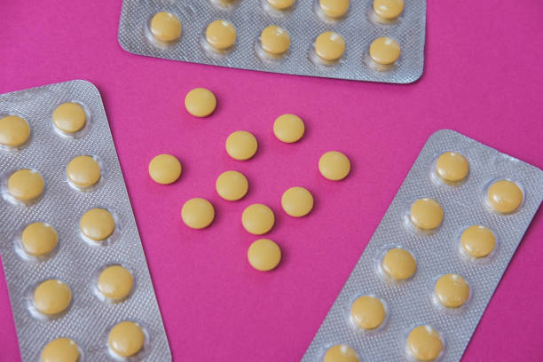 istock Heart pills. Medical tablets 1174932998