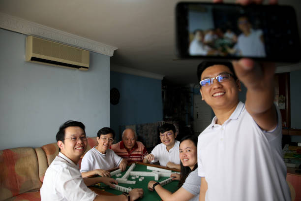 istock Everyday Family 1174958390