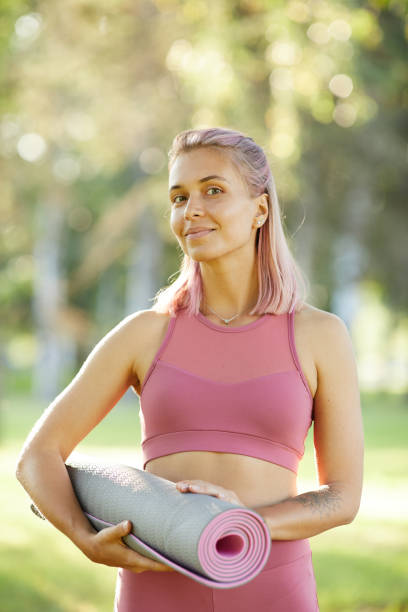istock Doing fitness outdoors 1174965974