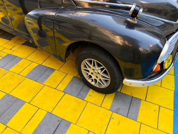 istock Vintage car and no parking zone. 1174972712