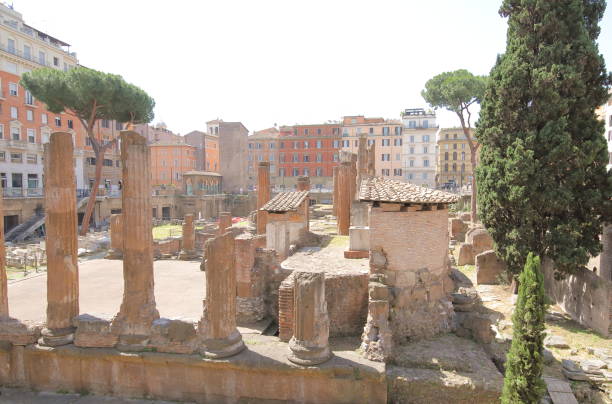 istock Largo di Torre Argentina Archaeological site Rome Italy 1174983553