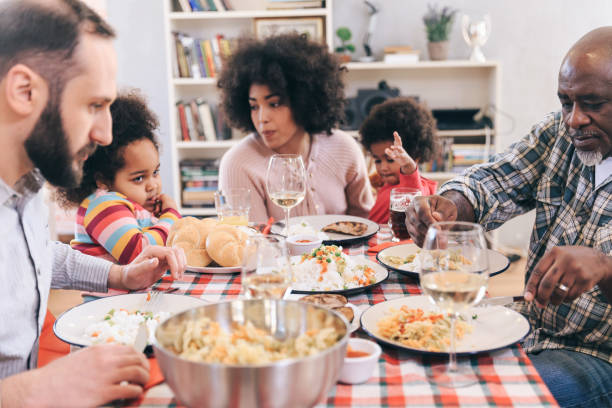 istock Mutli generation family - Lunch time 1174996948