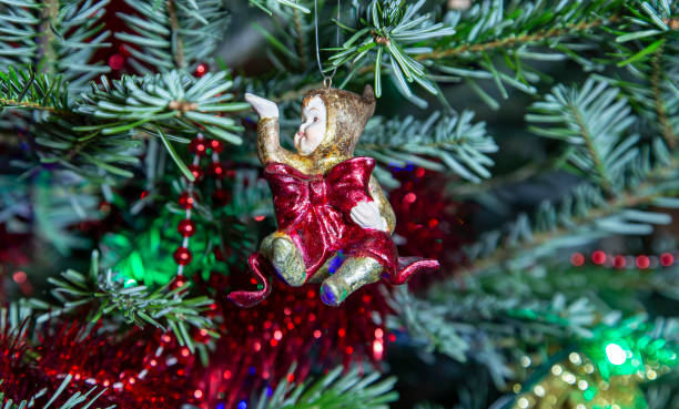 istock Beautiful christmas tree with decorative chritmas toys 1175006127
