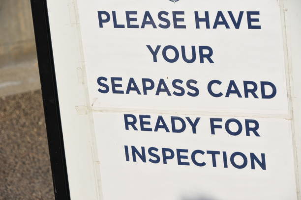 istock BOARDING SIGN IN CRUISE SHIP 1175073233