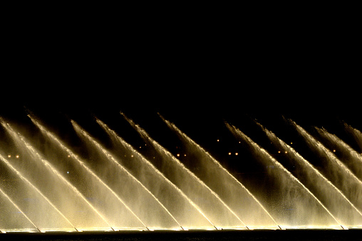 water fountain at Bellagio water games in Las Vegas at night