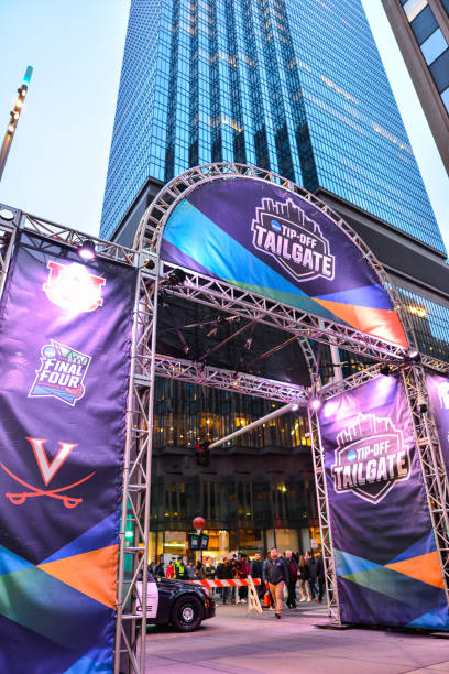 ncaa final four basketball tournament signage à minneapolis minnesota - national championship photos et images de collection