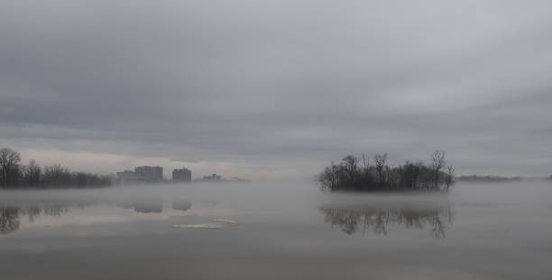 istock Foggy morning in laval 1175142566