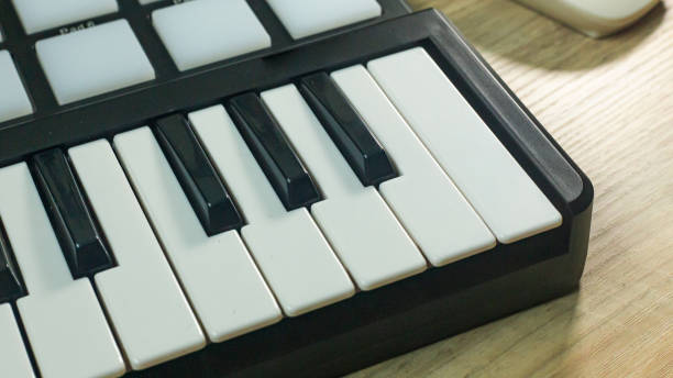 istock midi controller Sound Synthesizers device for music EDM producer. 1175152772
