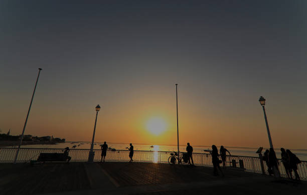 istock Thiers Arcachon at sunset Pier 1175186040