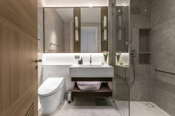 istock Clean and white bathroom with amenities. 1175192370