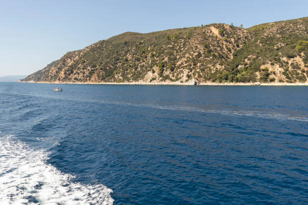istock Mount Athos in Autonomous Monastic State of the Holy Mountain, Chalkidiki, Greece 1175245809