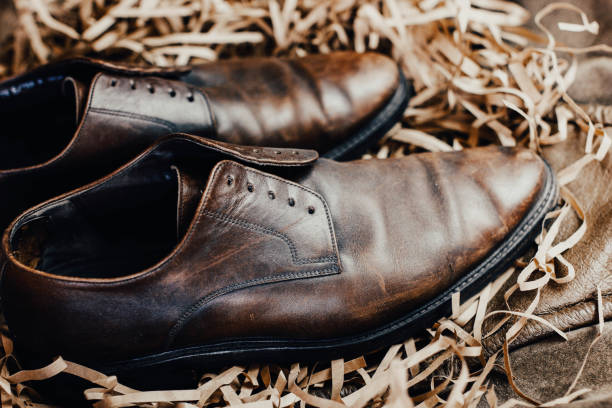istock brown vintage leather chip shoes 1175251207