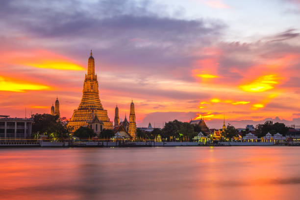 istock Wat Arun in bangkok, thailand 1175266397