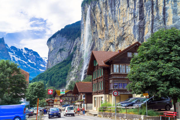 долина гриндельвальд, швейцария - berne canton фотографии стоковые фото и изображения