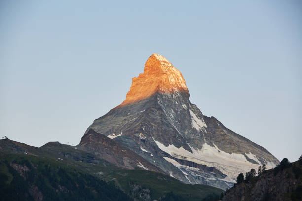 istock Sunrise Matterhorn Peak in Switzerland 1175312988