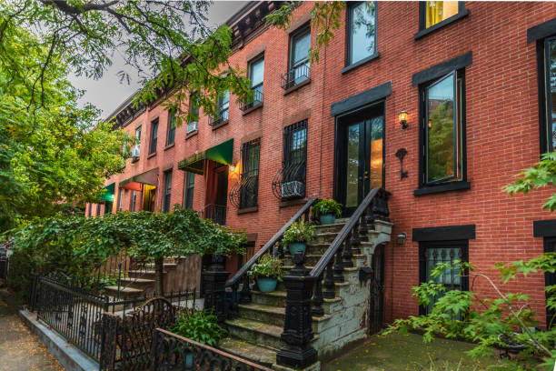 istock Row of apartments in Brooklyn 1175317590
