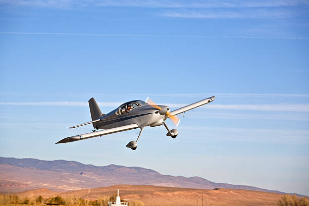 rv - 6 - stunt stunt plane airplane small 뉴스 사진 이미지