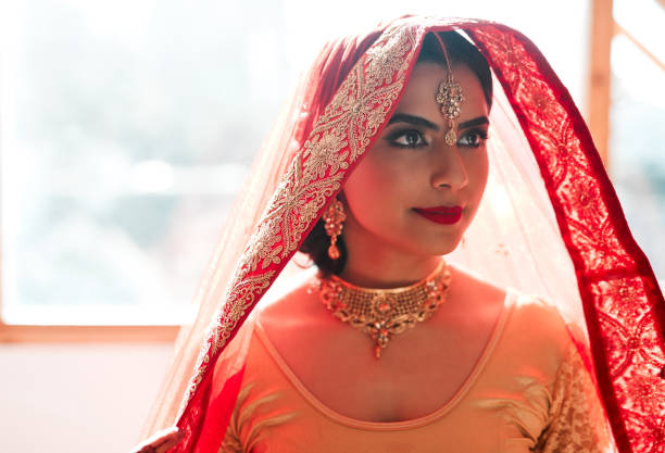 istock Makeup, jewellery, outfit...everything is perfect 1175420421