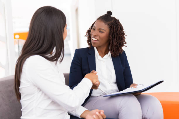 istock Customer thanking legal consultant for help 1175433320