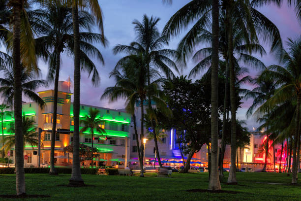 istock Night view at Ocean Drive, South Beach, Miami Beach, Florida 1175436485