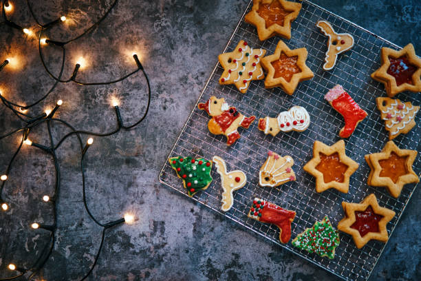 istock Star Shaped Christmas Cookies with Marmalade 1175531017