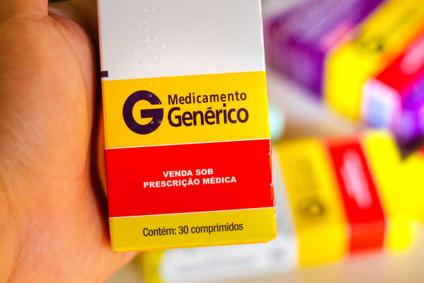 august 28, 2019, brazil. medicine box with the inscription "generic medicines", in portuguese. - generic imagens e fotografias de stock