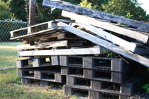 pallets that could be recycled.