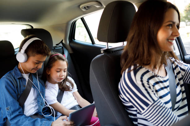 istock Happy family on road trip 1175572844