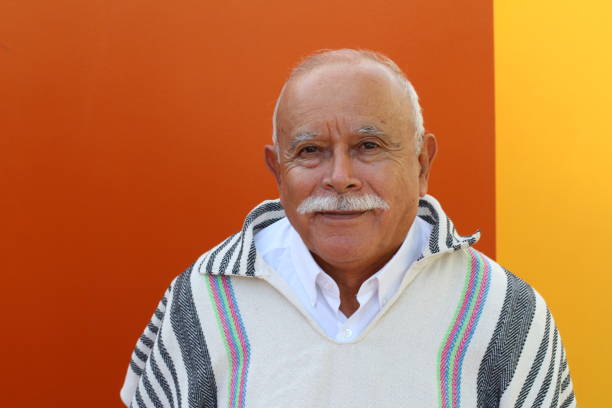istock Senior Hispanic man with traditional clothing 1175575099
