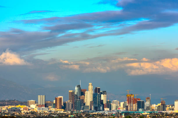 istock Los Angeles skyline at twilight 1175580934