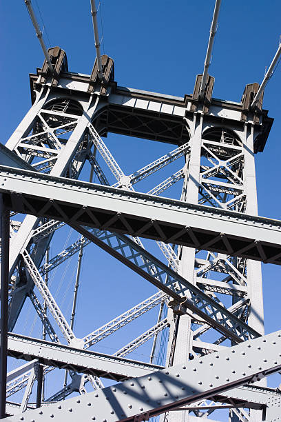 istock Williamsburg Bridge between Manhattan and Brooklyn in New York 117559797