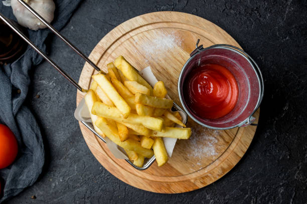 istock French fries with cheese sauce 1175613322