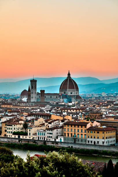 istock Beautiful sunset for a beautiful city 1175616885