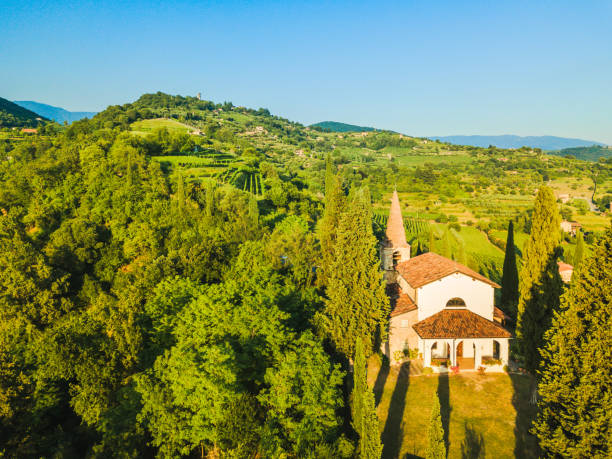 chiesa di san rocco, gussago, brescia, lombardia, italia. - san rocco foto e immagini stock