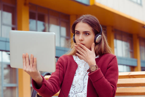 istock Amazed girl with tablet 1175681597