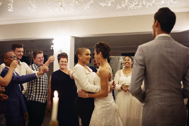 istock We wanna see another kiss! 1175682809