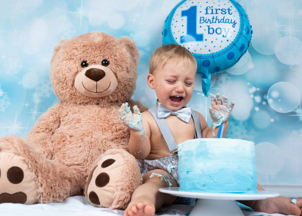 istock Baby Birthday Cake Smash 1175766291