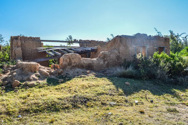 istock Ruined house in raw earth 1175878294