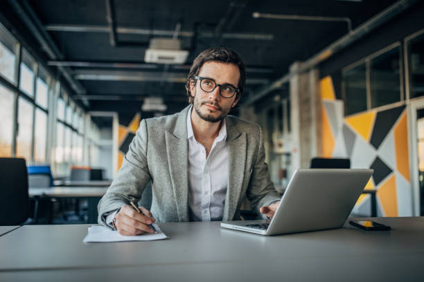 istock Businessman working on laptop 1175904419
