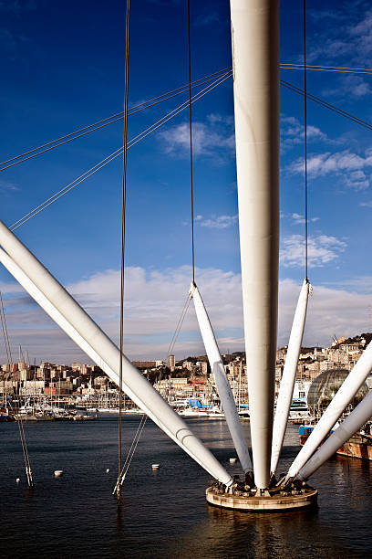 porto di genova. immagine a colori - 4313 foto e immagini stock