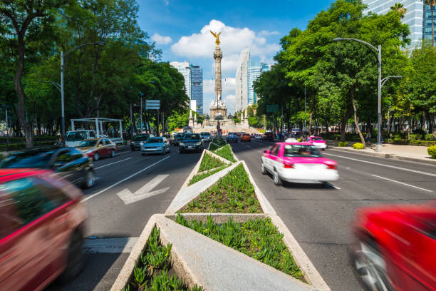 meksyk - paseo de la reforma zdjęcia i obrazy z banku zdjęć